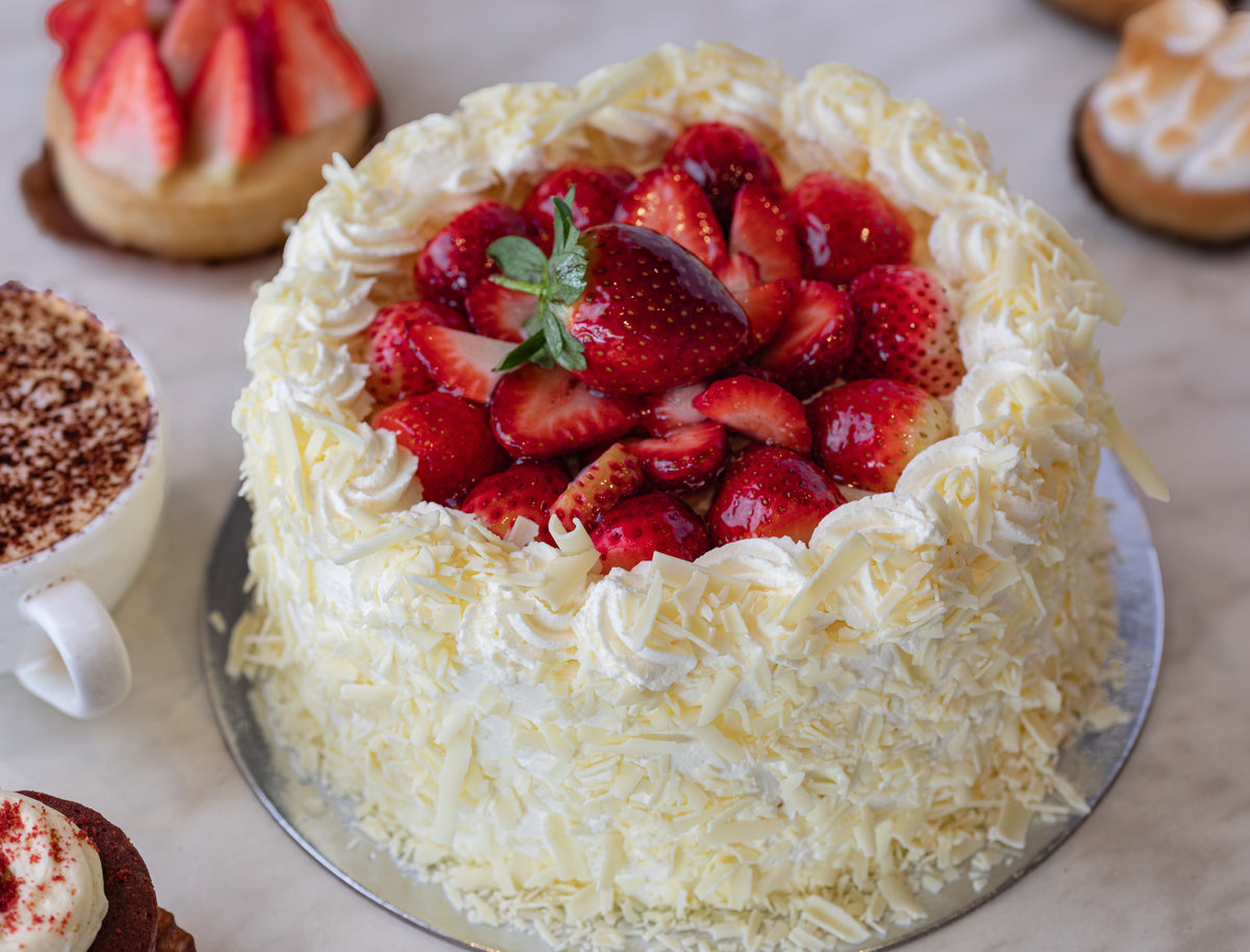 Strawberry Sponge Cake